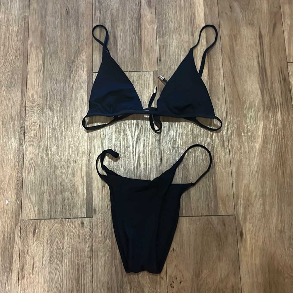 Monday swimwear bikini